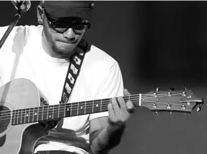 滚石香港黄金十年系列（张震岳精选经典歌曲合集）