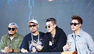 邓紫棋/潘玮柏/张震岳/MC HotDog单曲MyWay (Live)