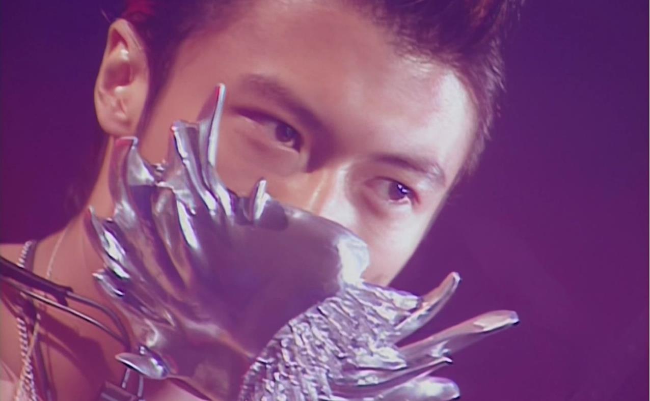 谢霆锋2000年Viva.Live(4k蓝光DVD原盘)<strong>演唱会</strong>