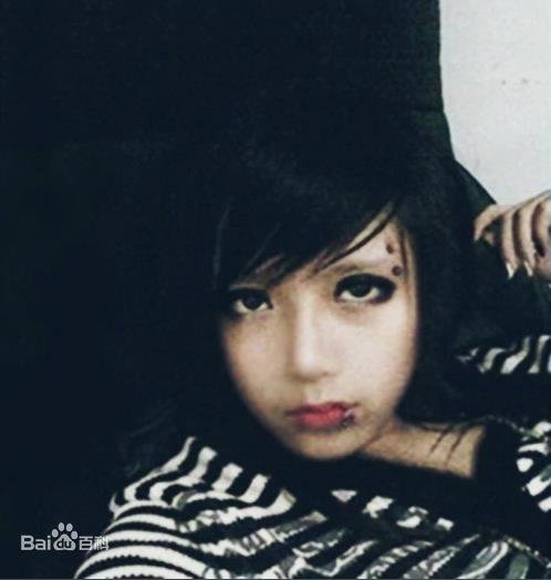 沉珂ck+费尼克斯高品质MP3单曲《忧郁童话》（含歌词）