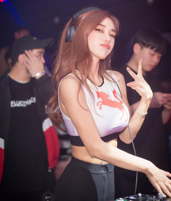 <strong>抖音</strong>快手热门车载中文嗨曲排行榜Top5